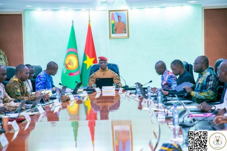 Conseil des ministres, présidé par le Capitaine Ibrahim Traoré chef d'Etat Burkinabé.