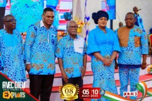 Pasteur Moné, le patriache Dion Robert, Maman Moné, le prophète Ayuk Raymond Ayuk