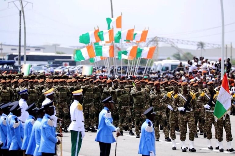 Préparatifs des troupes militaires pour le 65e anniversaire d'indépendance de la Côte d'Ivoire