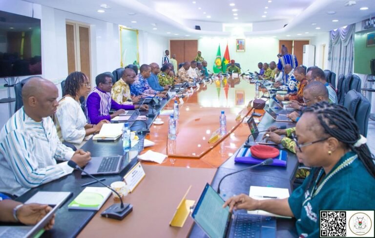 Burkina Faso/ Dissolution des partis politiques pour refonder l’État