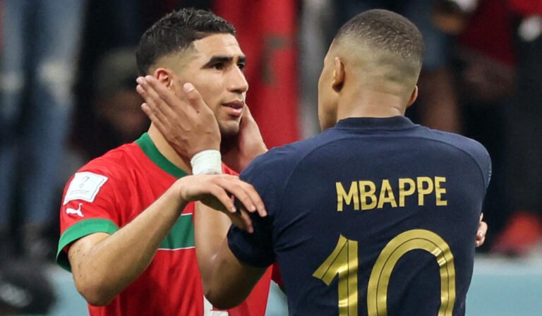 Mondial 2026 : France-Maroc, un choc pour une place en demies