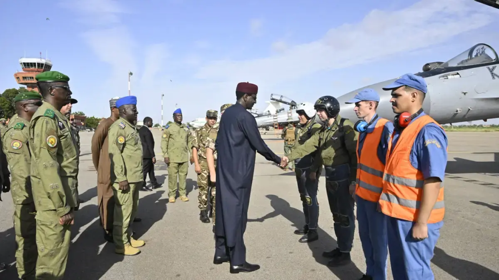 Algérie Niger : avions de chasse Su-30 déployés à Niamey
